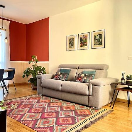 Appartamento Moderno In Tenuta Melloni 安佐拉德莱米拉 外观 照片