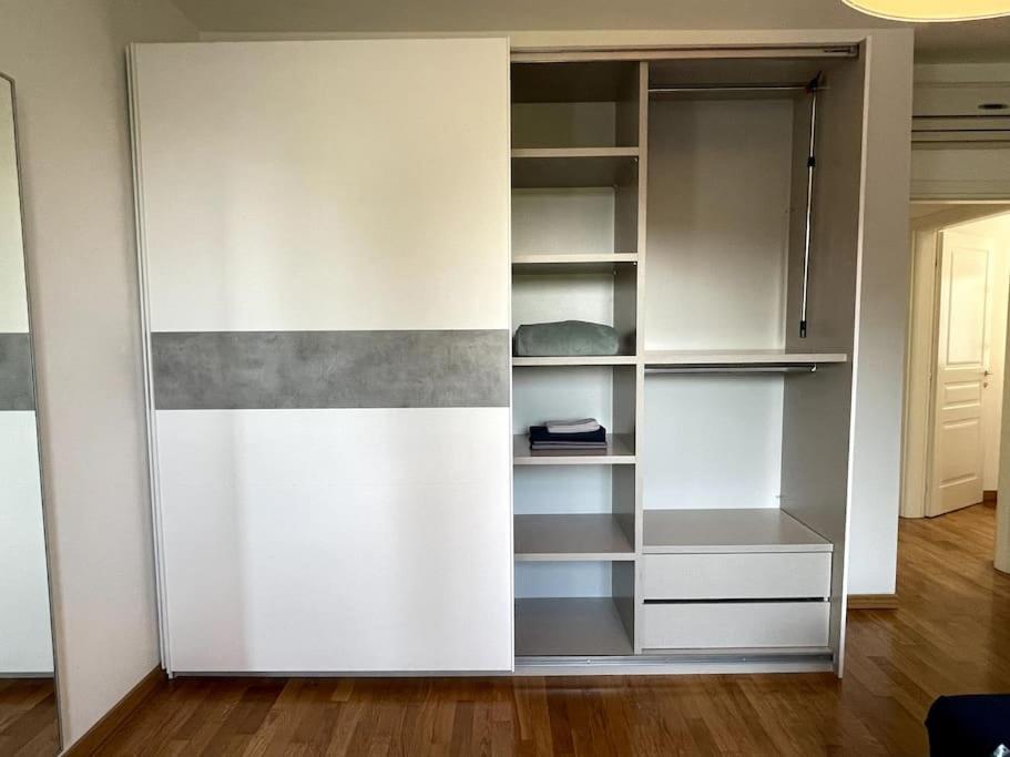 Appartamento Moderno In Tenuta Melloni 安佐拉德莱米拉 外观 照片